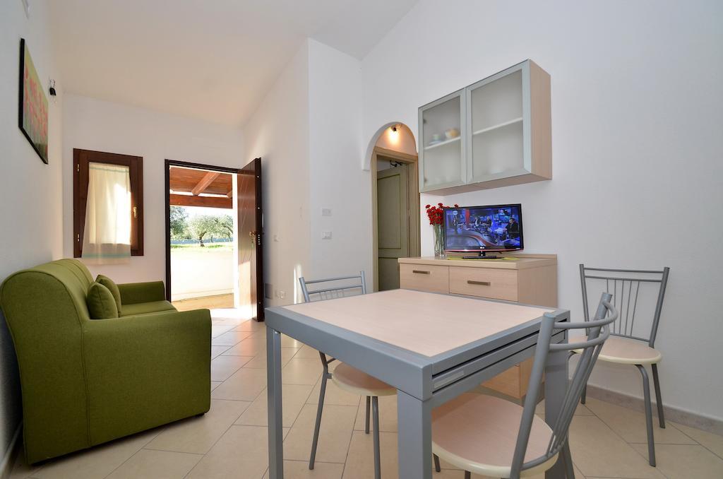 Апартаменты Residenze Gli Ulivi Орозеи Номер фото