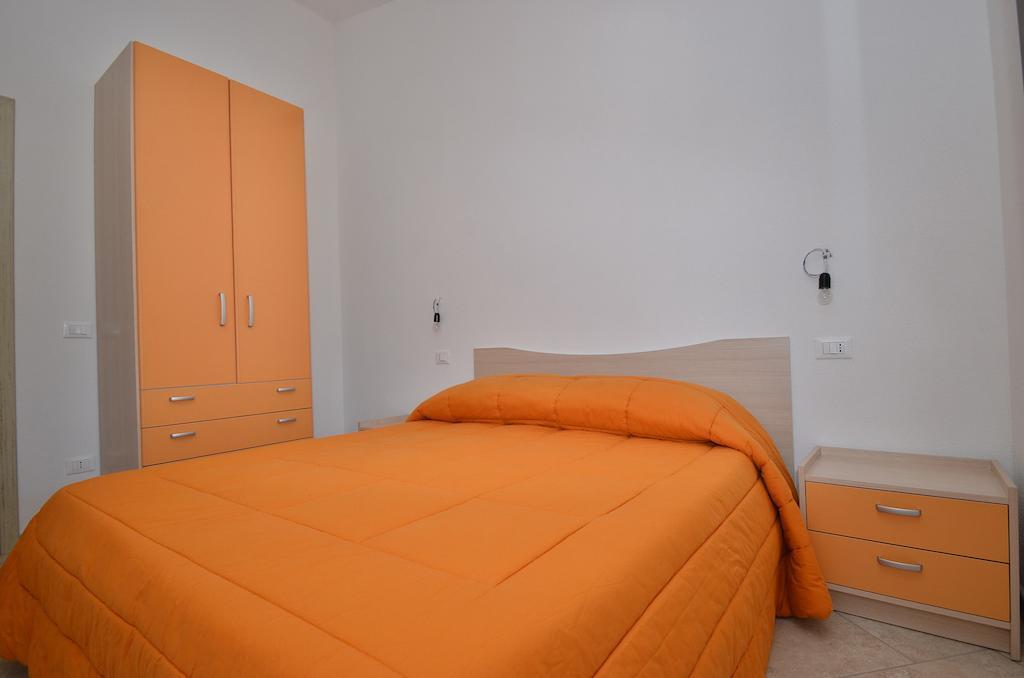Апартаменты Residenze Gli Ulivi Орозеи Номер фото