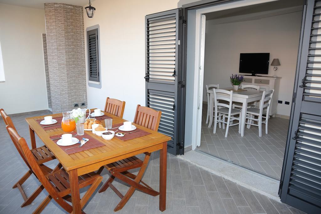 Апартаменты Residenze Gli Ulivi Орозеи Номер фото